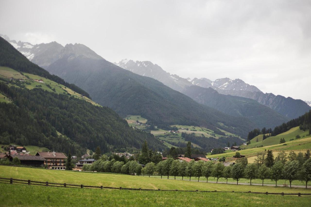 Zum Sonnentor App Larix Luttach Exterior foto